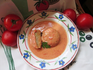 Pulpety w sosie pomidorowym