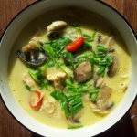 Tajska zupa tom kha