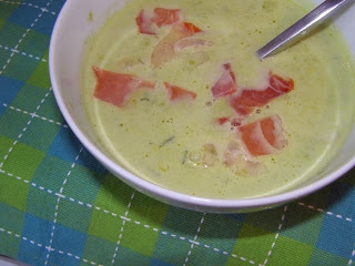 Kremowa zupa z groszku z szynką parmeńska :)