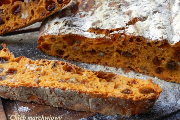 Chleb marchwiowy - listopadowa piekarnia