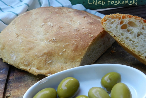 Chleb toskański  - sierpniowa piekarnia