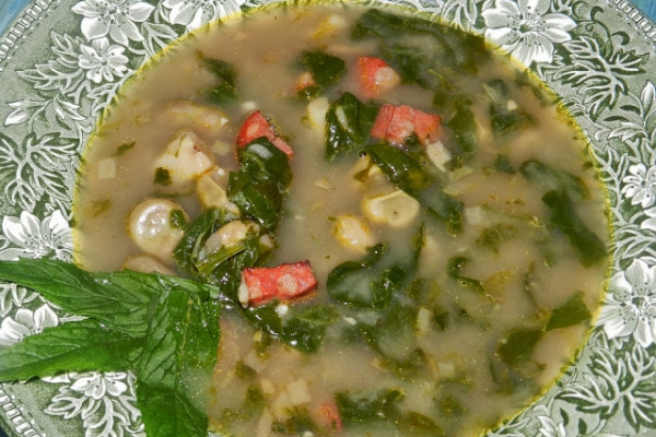 zupa z bobu czyli  Sopa de Favas à Ribatejana