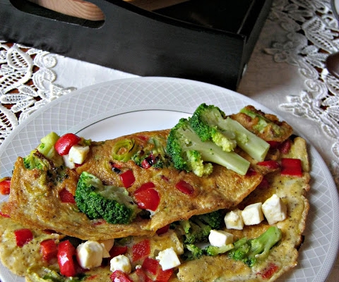 Omlet z papryką i brokułem + śniadaniowa taca od My Gift Dna