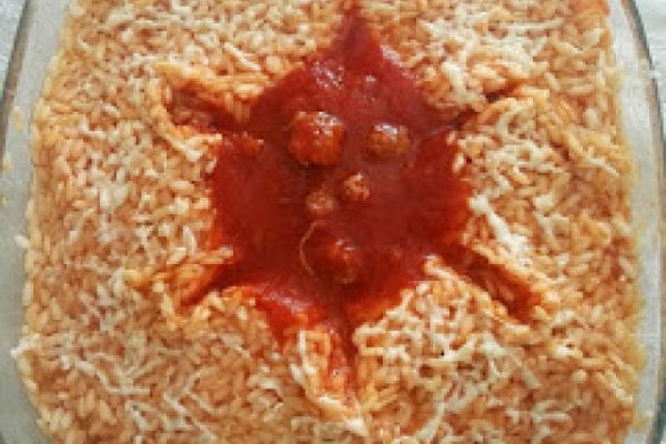 Risotto z sosem pomidorowym