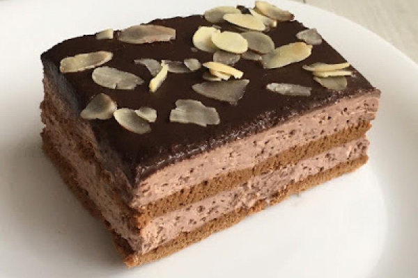 Ciasto kakaowe bez pieczenia z mascarpone