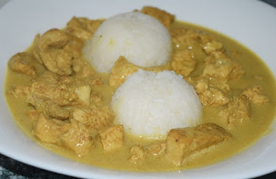 Kurczak curry z mleczkiem kokosowym
