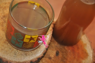 miód z mniszka lekarskiego z cynamonem ---  with dandelion honey and cinnamon
