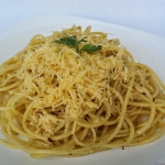 Spaghetti aglio olio e...