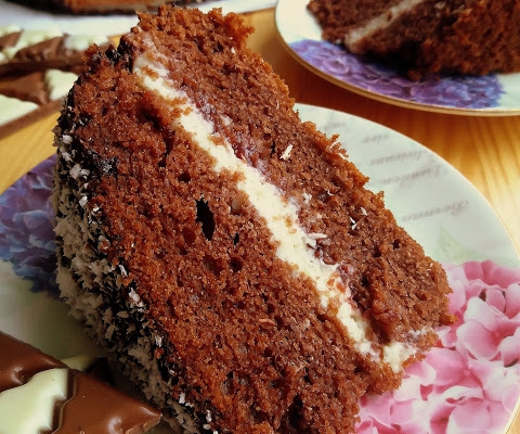 Czekoladowe ciasto z budyniem / Chocolate Cake with Pudding Filling