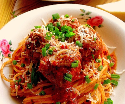 Spaghetti z klopsikami / Spaghetti and Meatballs