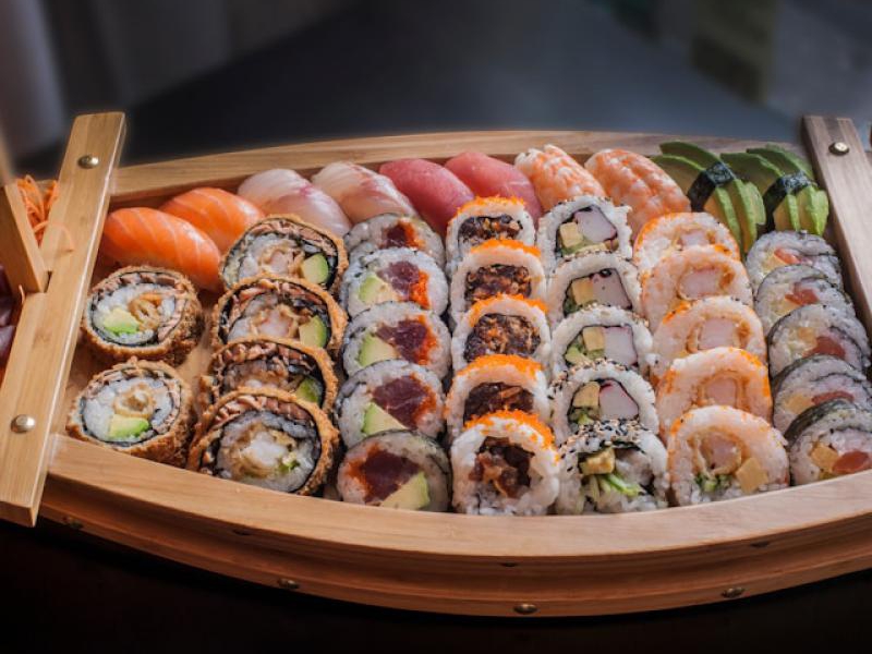 Jak wybrać najlepszą dostawę sushi w Polsce – Porady na udane zamówienie