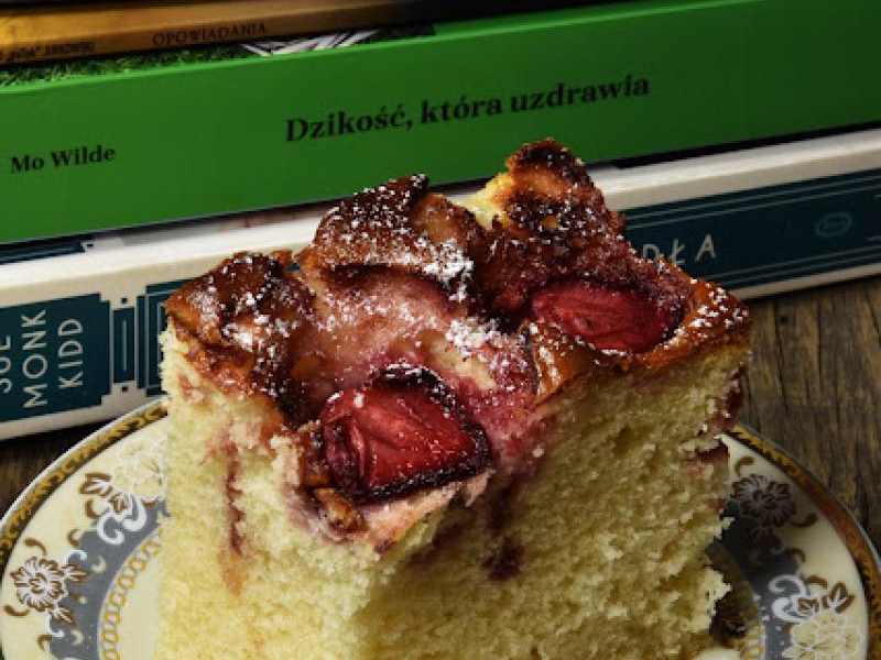 Ciasto jogurtowe z truskawkami