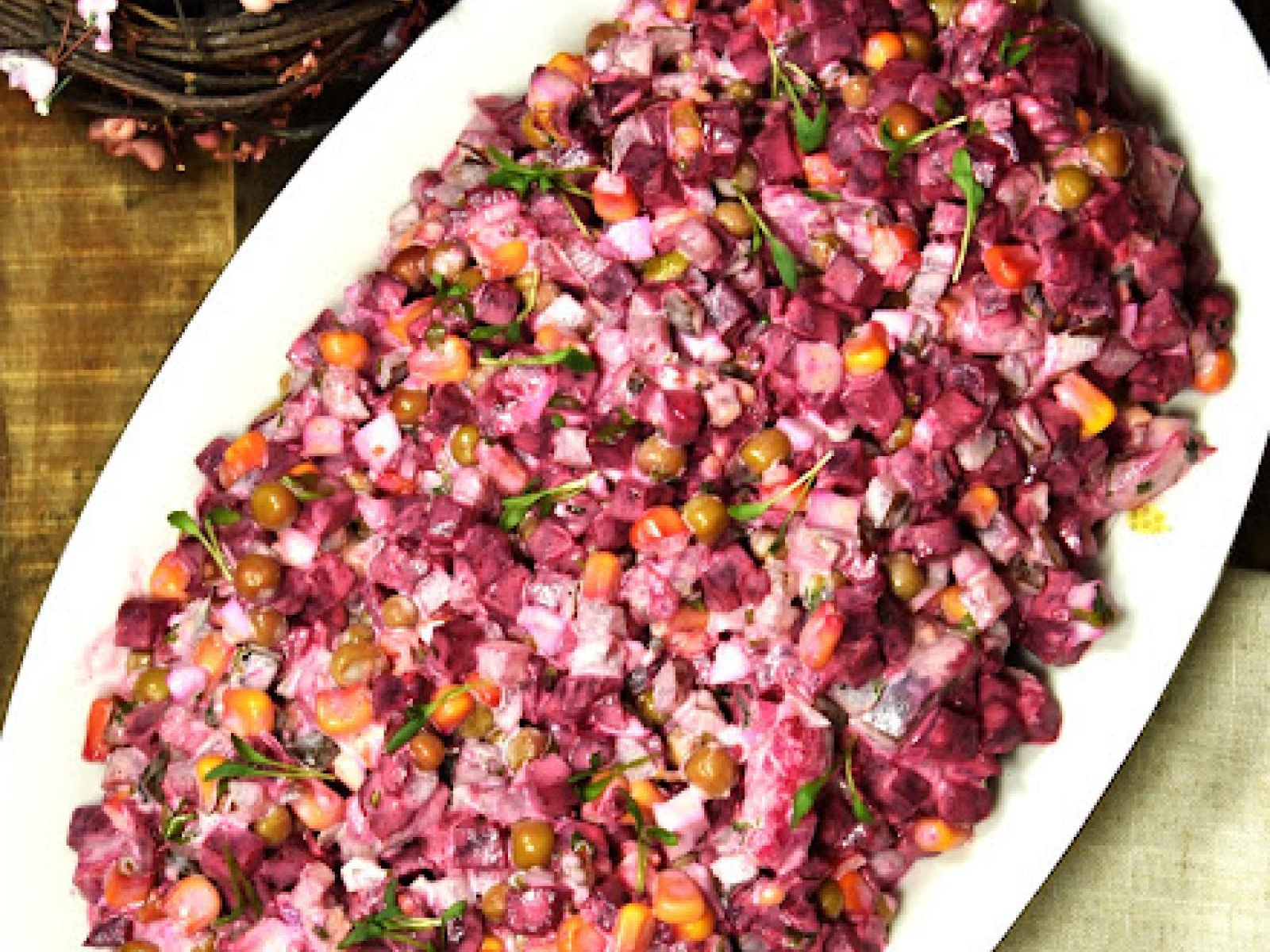 Sałatka śledziowa z buraczkami