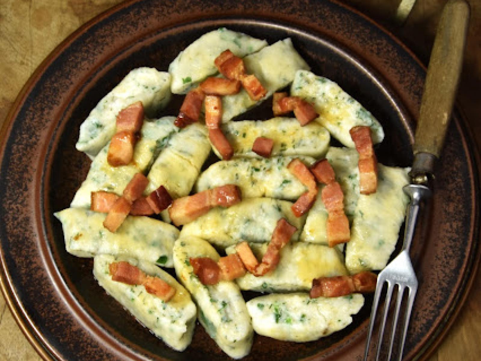 Kluski twarogowo-ziołowe