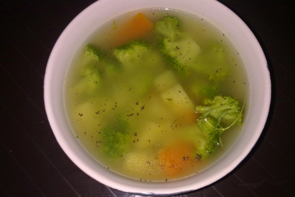 Pyszne i zdrowe zupki wiosenne (part II) Brokułowa