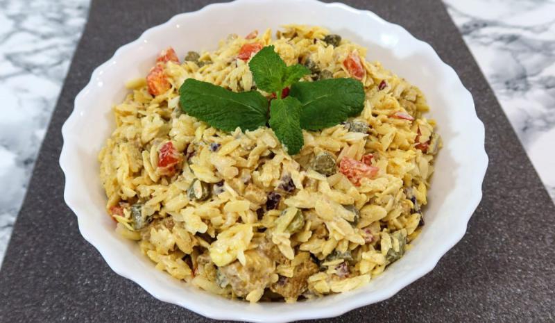 Świąteczna sałatka z kurczakiem + film