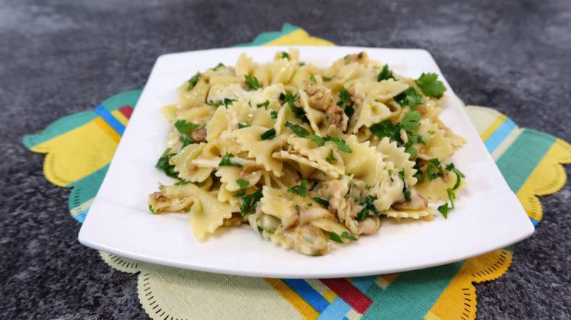 Makaron z tuńczykiem + film