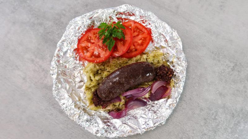 Kaszanka z kapustą kiszoną z piekarnika + film