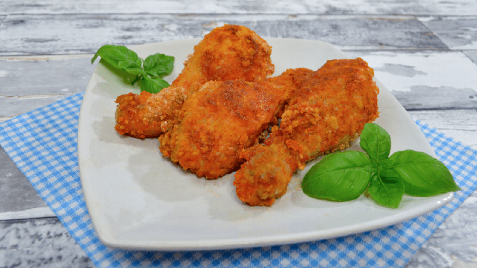 Pieczone pałki z kurczaka w chrupiącej panierce + film