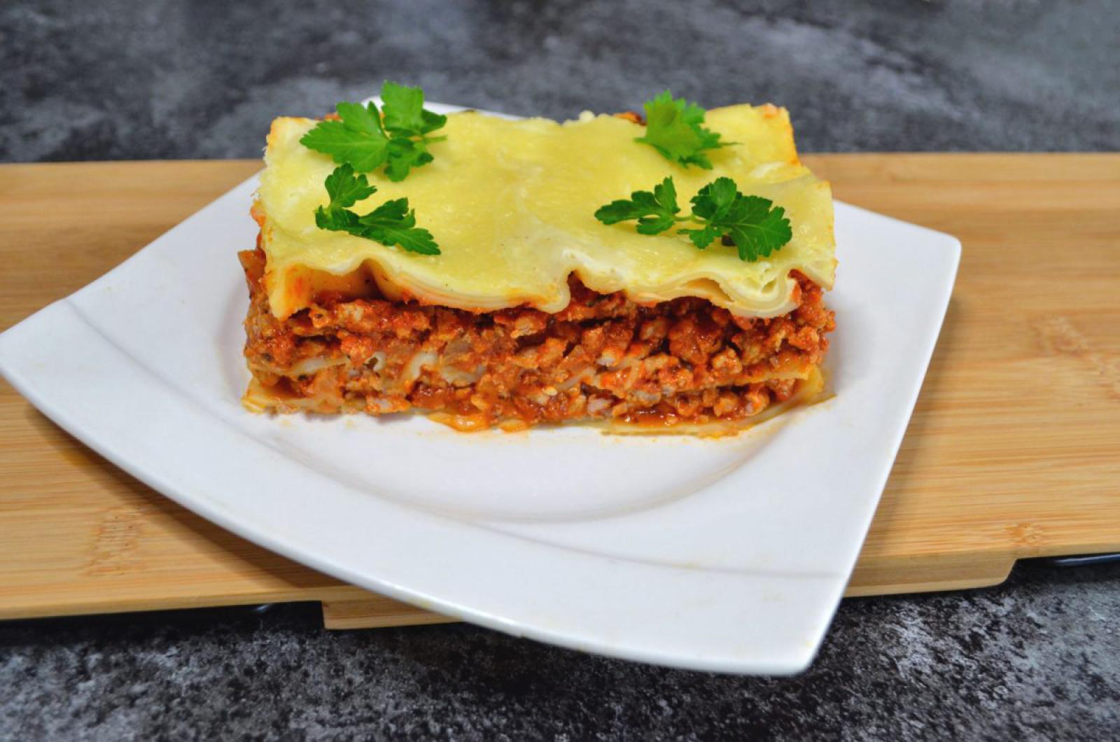 Lasagne z mięsem mielonym + film