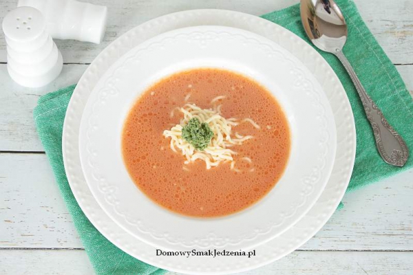 ekspresowa zupa pomidorowa na niedzielnym rosole
