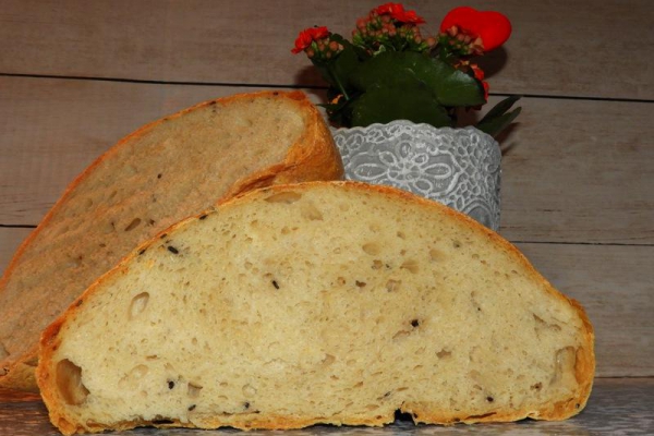 Chleb z sezamem na drożdżowym zaczynie biga