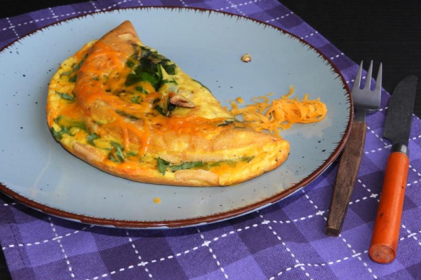 Szpinakowo - rukolowy omlet serowy