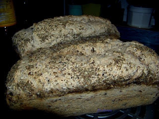 Chleb bazyliowy na zakwasie