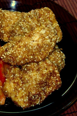 Filety z kurczaka w sezamowo-otrębowej panierce