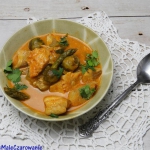 Curry warzywne z mintajem