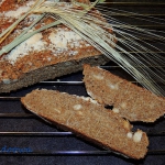Chleb Drwala z białą...