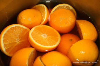 Dobroczynna nalewka z pomarańczą, cynamonem i imbirem na miodzie
