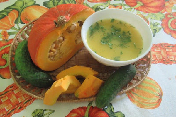 Zupa krem dyniowa ze świeżymi ogórkami - Fresh Cucumber And Pumpkin Soup Recipe - Veluttata di zucca e cetriolo