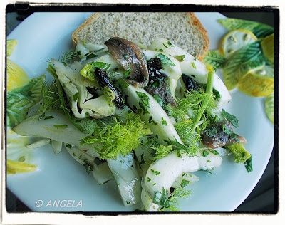 Surówka z fenkułu (kopru włoskiego) z sardelami - Fennel & Anchovies Salad Recipe - Insalata di finocchi e acciughe