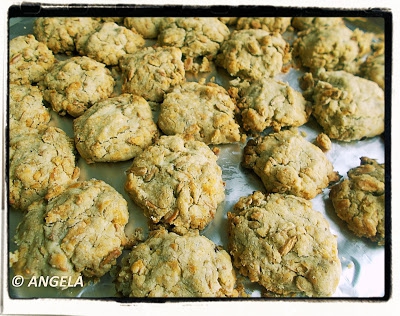 Kruche słone ciastka słonecznikowe - Snack Sunflower Seeds Cookies - Biscotti salati ai semi di girasole