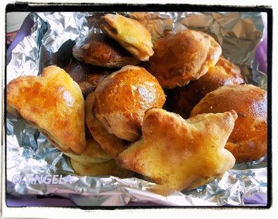 Ciastka ze skwarek (drożdżowe) - Pork Ring Cookies Recipe - Brioches con ciccioli