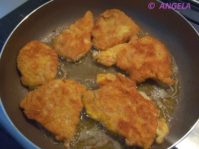 Kotleciki z piersi z kurczaka - Cutlets from chicken breasts - Cotolette di petto di pollo