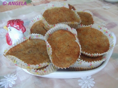 Ciastka z mascarpone i kaszy gryczanej/ Tea cakes with buckwheat and mascarpone/ Dolcetti con grano saraceno e mascarpone