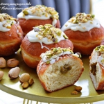 ,, Pączki z kremem...