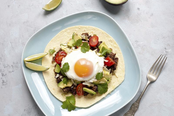 Huevos rancheros - meksykańskie śniadanie