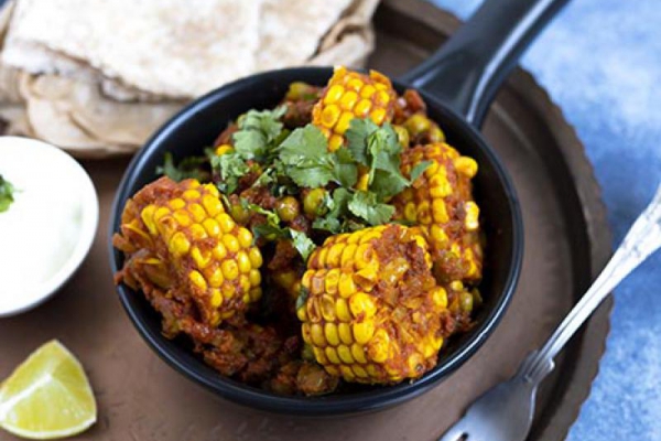 Curry z kukurydzy z groszkiem