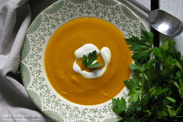 Kremowa zupa dyniowa z curry