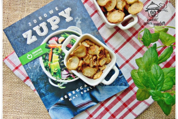 Chipsy pietruszkowe inspirowane książką Zdrowe Zupy.
