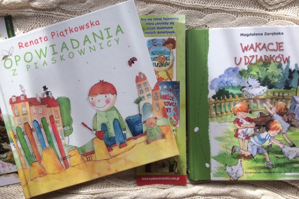 Opowiadania z piaskownicy  i  Wakacje u dziadków  - wciągające książeczki dla dzieci