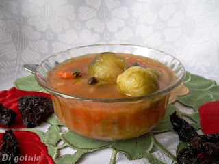 Zupa brukselkowo-pomidorowa (z suszonymi pomidorami)