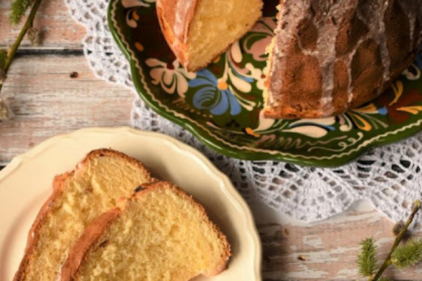 Babka drożdżowa tradycyjna – kuchnia podkarpacka