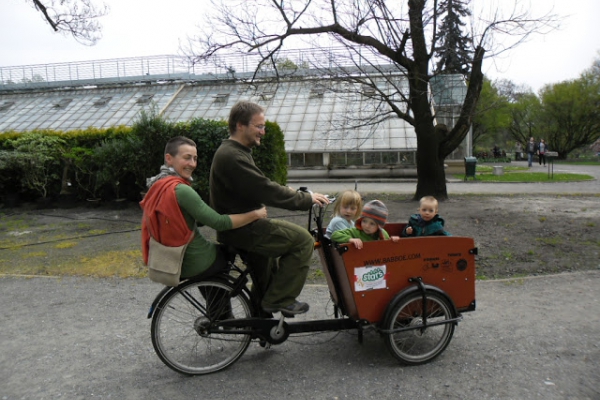 Rowerowa rodzina - o życiu codziennym bez samochodu.