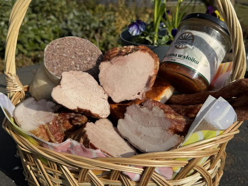 Pyszne wędliny do kupienia na co dzień i na święta