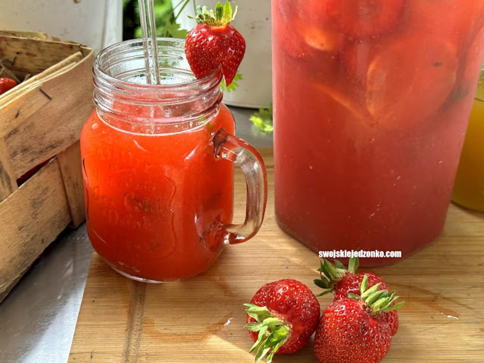 Lemoniada truskawkowa
