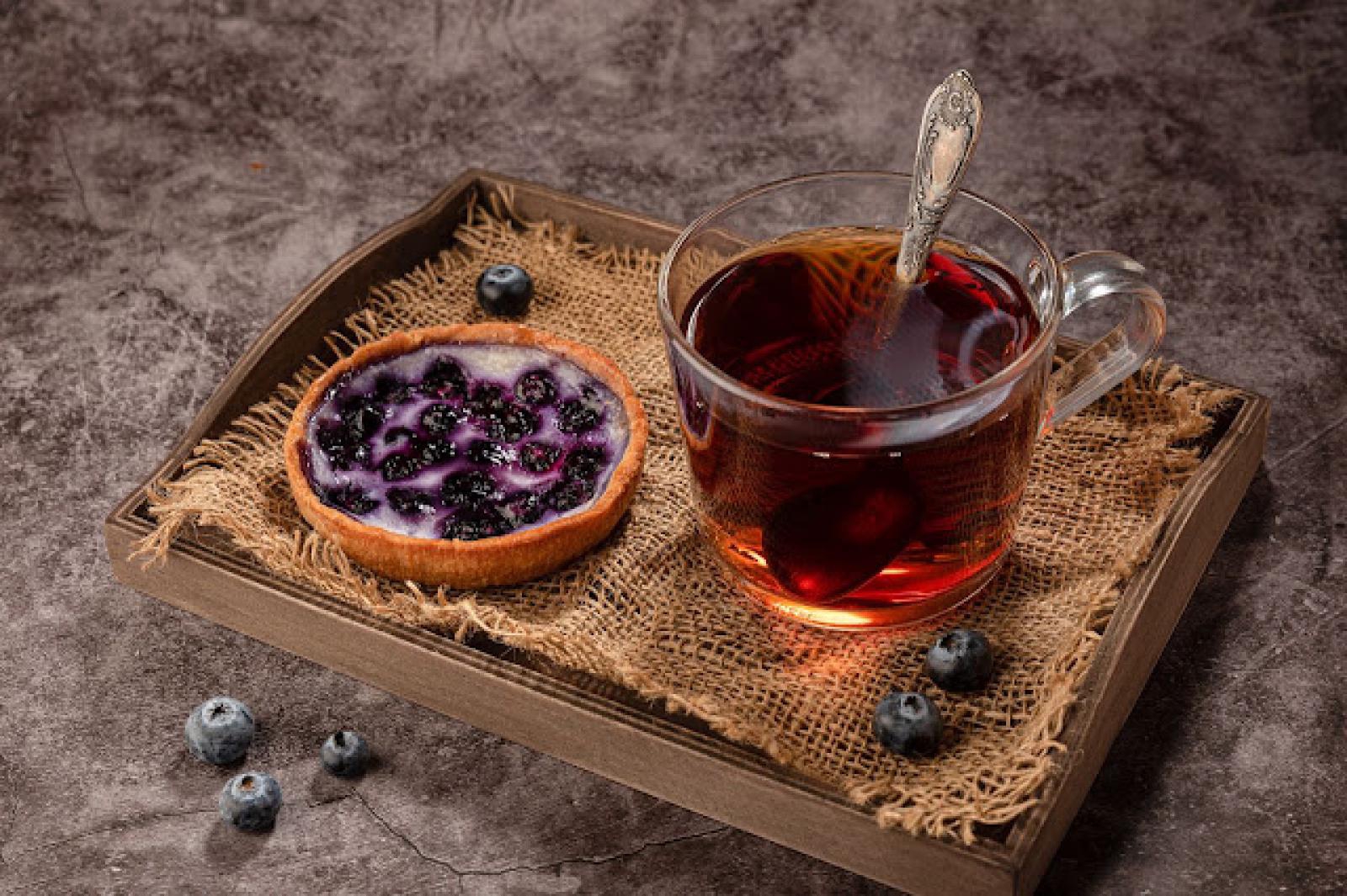 Małe przyjemności w kuchni – 6 pomysłów na deser i aromatyczną herbatę
